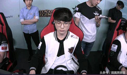 每个队伍由 每个队伍由