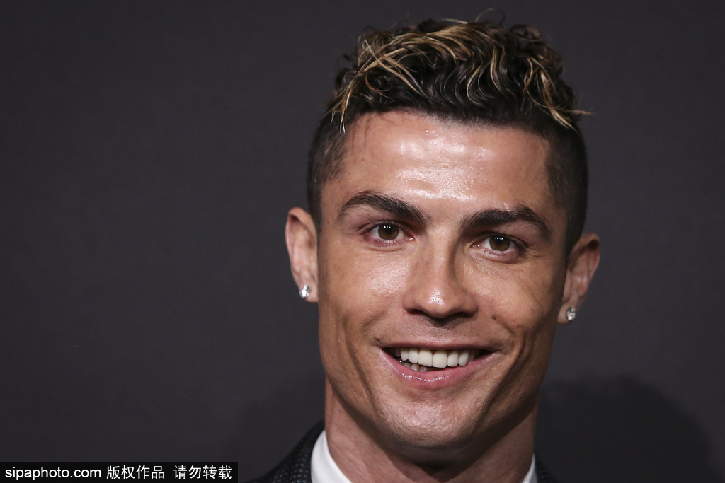 因其精彩绝 因其精彩绝