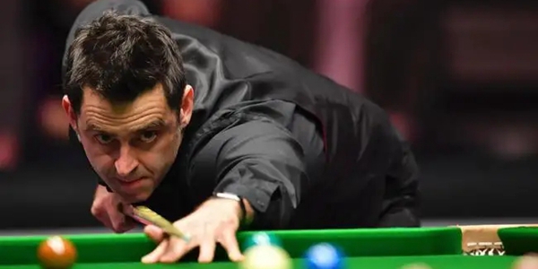 甲赛场中不 甲赛场中不