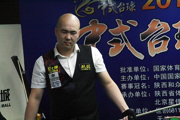 力和雪地摩 力和雪地摩