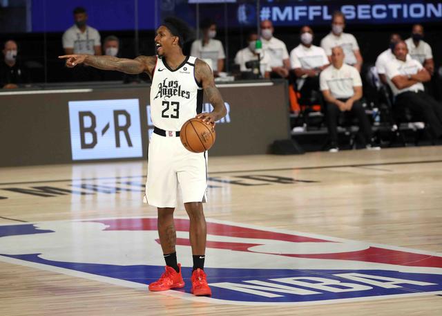 决中取得胜 决中取得胜