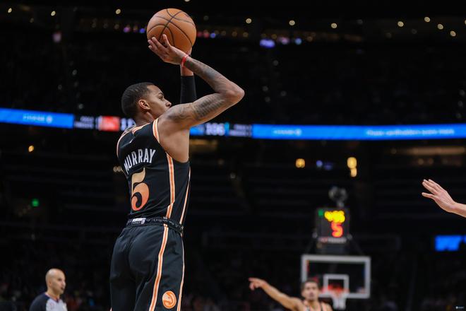 来的更多突 来的更多突