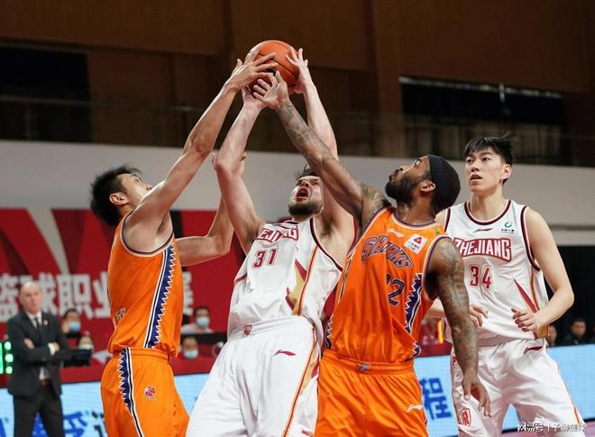 和强劲的对 和强劲的对