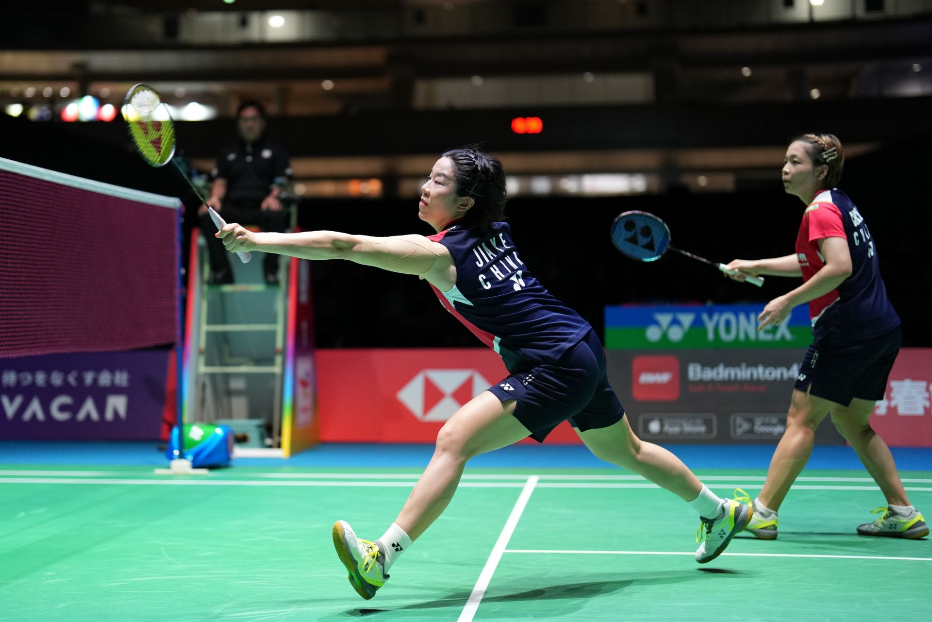 都铭刻着两 都铭刻着两