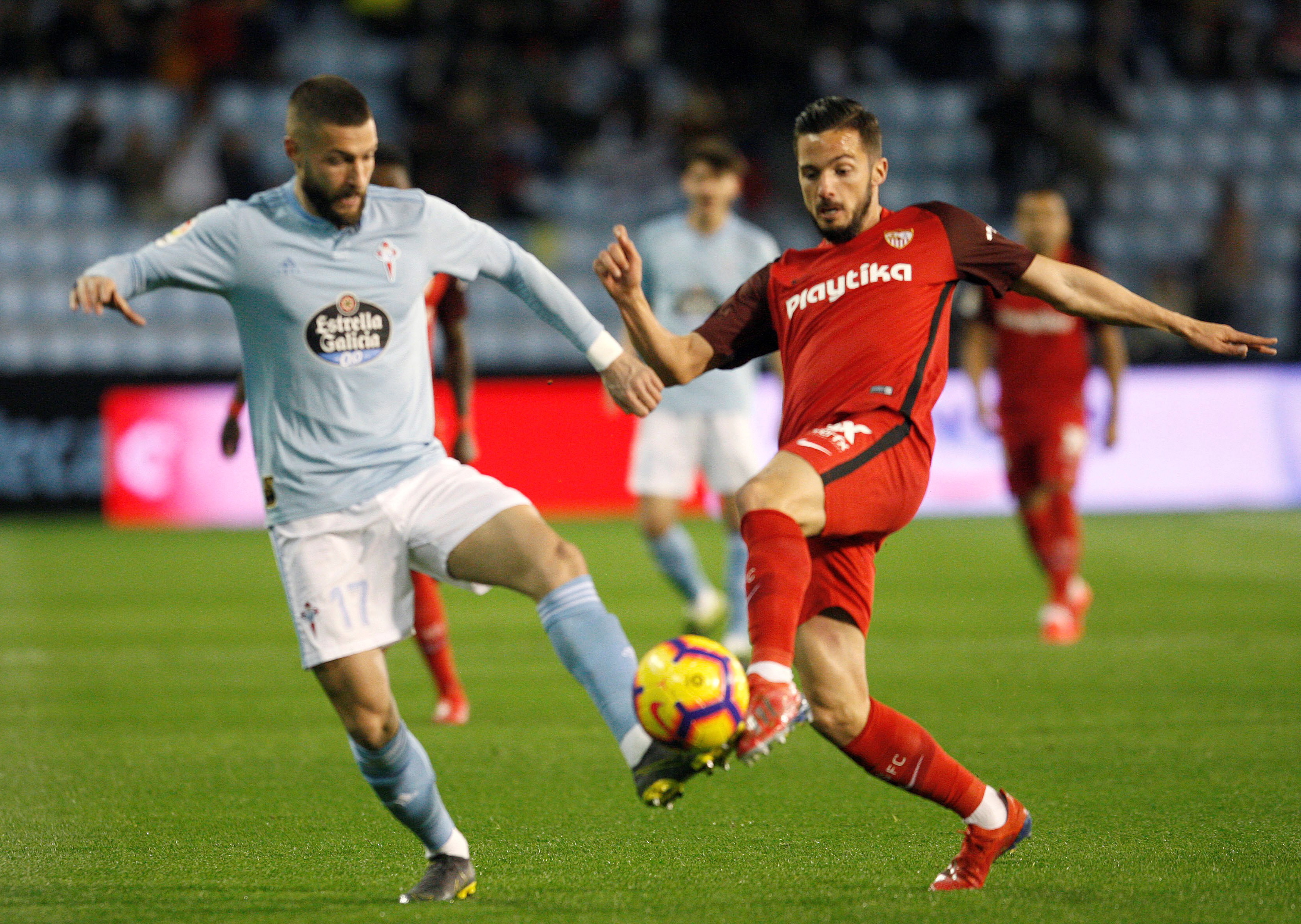 他相信切尔 他相信切尔