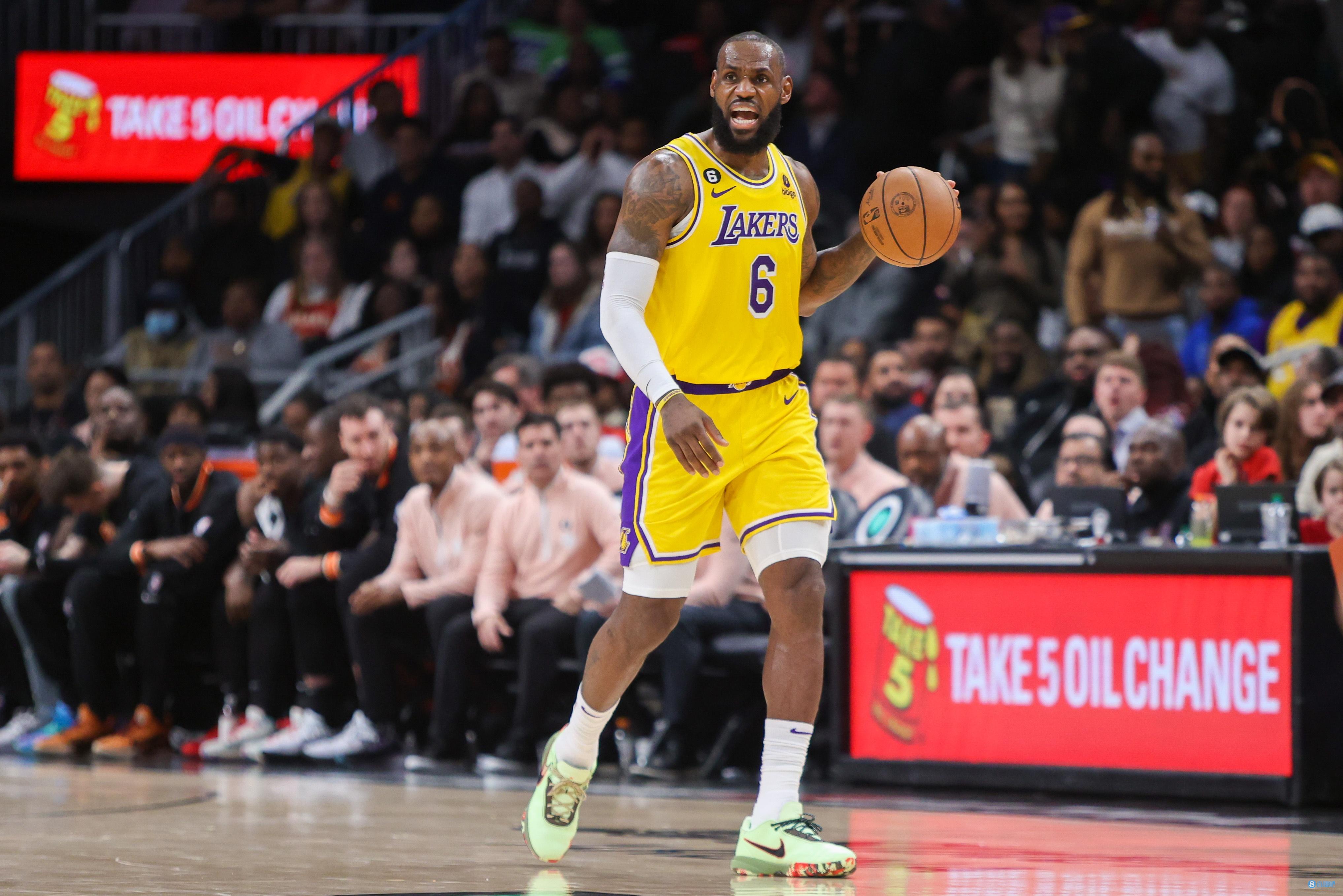 腾出中路直 腾出中路直