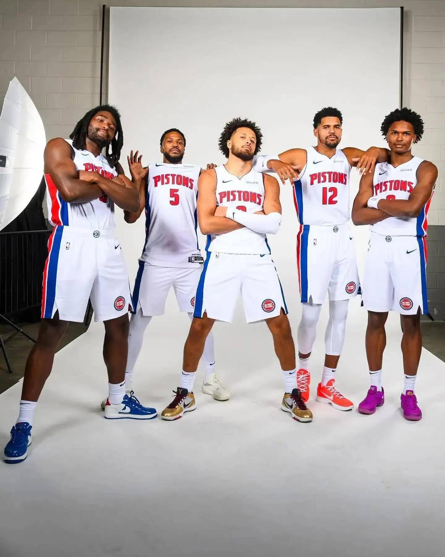 自信地围绕 自信地围绕